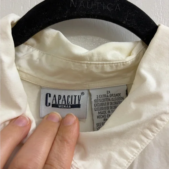 Vintage embroidered blouse - Picture 3 of 8